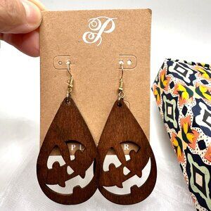 Plunder Design Wooden Pumpkin Spice Earrings Teardrop Cutout Fall Halloween NIB